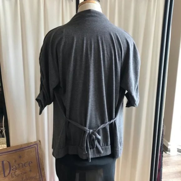 Cardigan Wrap Light Long Grey (size approximate) - Picture 3 of 6